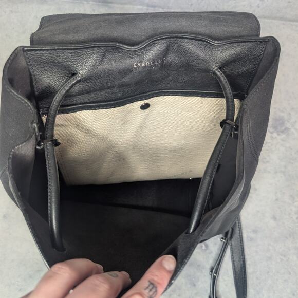 Everlane Petra Black Leather Drawstring Backpack in Black main image 9